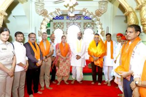 मुख्य सचिव ने नाथद्वारा में किए प्रभु श्रीनाथजी के दर्शन