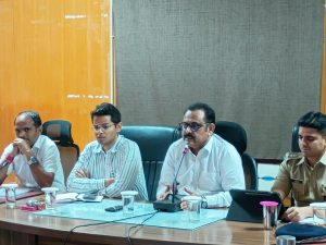 नगर निकाय आम चुनाव-2026: पर्यवेक्षक ऋषभ मंडल ने ली निर्वाचन अधिकारियों की बैठक