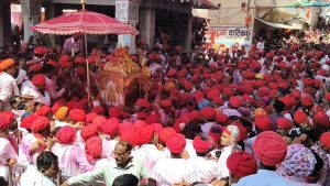 प्रदेश का दूसरा सबसे बड़ा जलझूलनी मेला गढ़बोर में संपन्न, अबीर-गुलाल में निकली ठाकुर जी की शाही सवारी