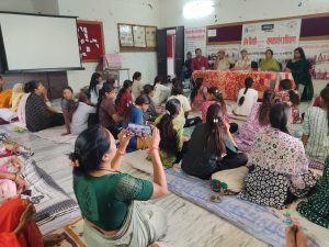 किशोरी लीडर्स ने सीखे नेतृत्व के गुर, कानून से लेकर साइबर सुरक्षा तक मिली महत्वपूर्ण जानकारी